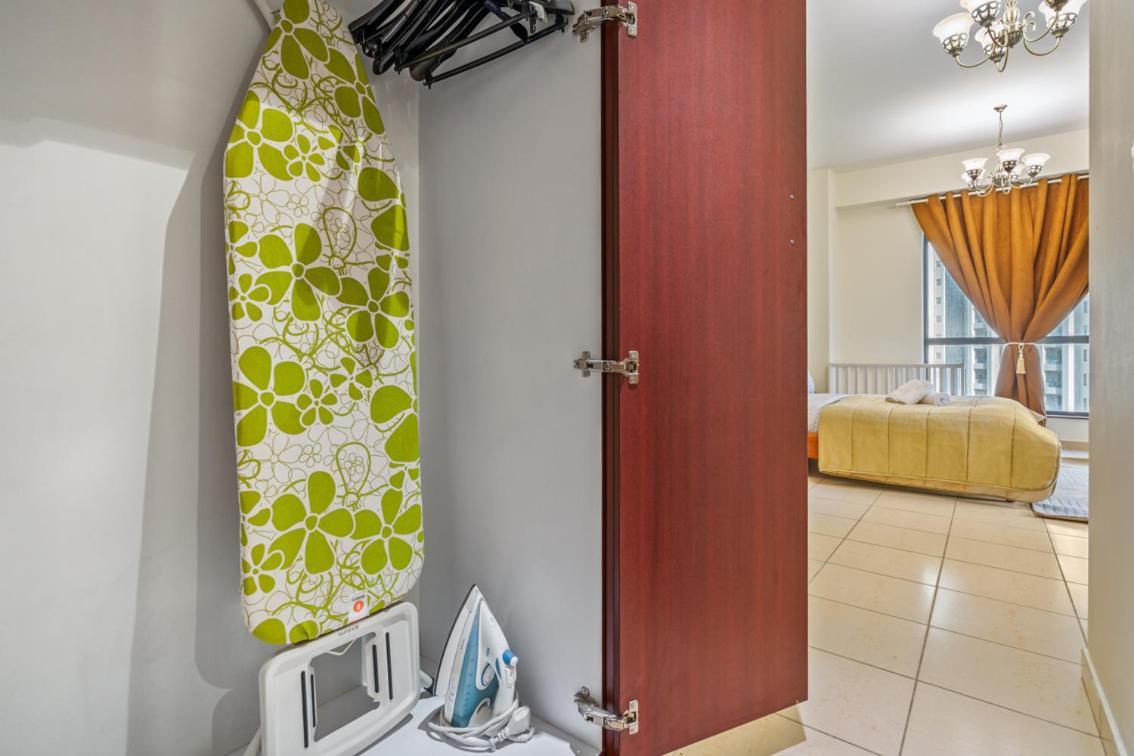 Cozy Pad In The Heart Of On Jbr Beach! Appartement Dubaï